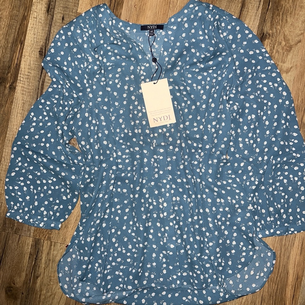 NYDJ Blue and White Patterned Blouse